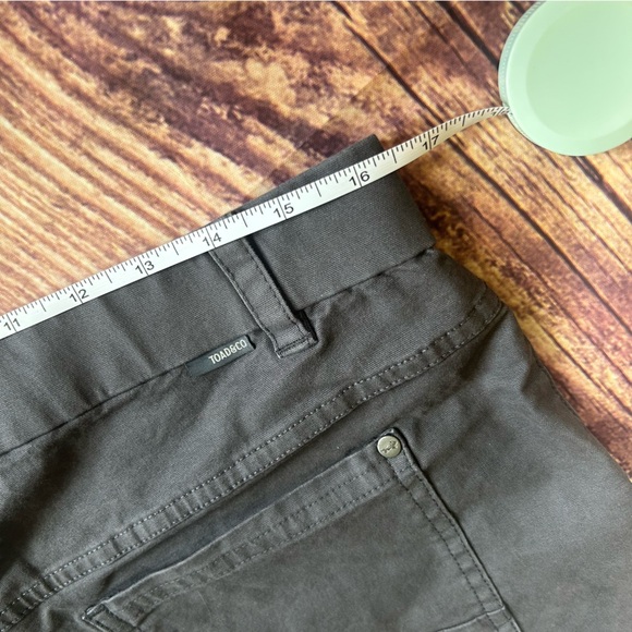 Women’s Toad&Co Earthworks Camp Short Charcoal Size 12 NWT - Picture 6 of 7